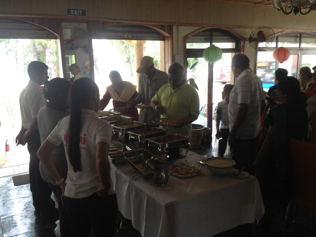 White Shell Lounge And Restaurant Hotel Flic en Flac Luaran gambar