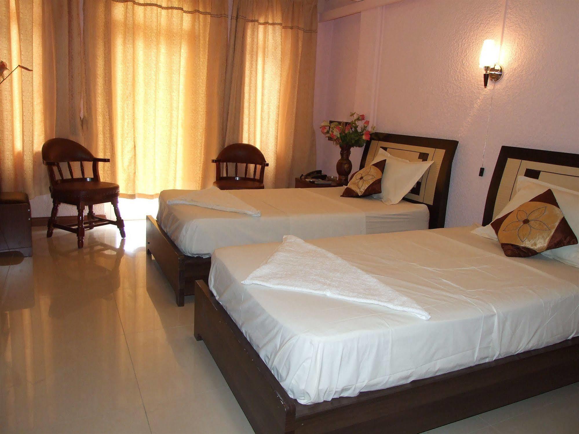 White Shell Lounge And Restaurant Hotel Flic en Flac Luaran gambar