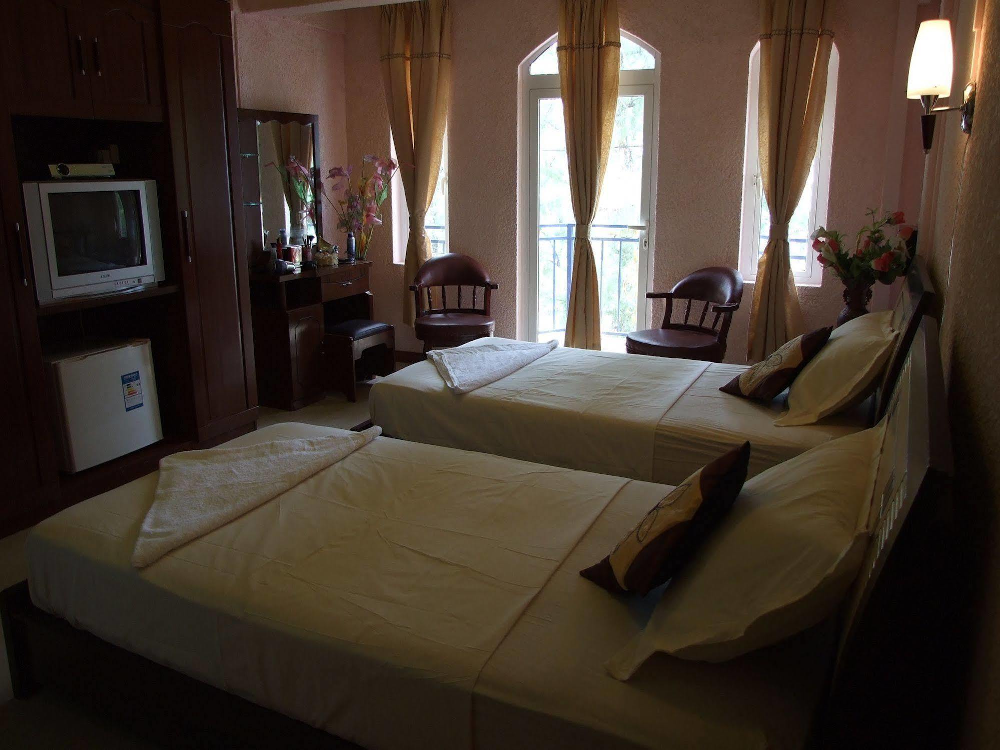 White Shell Lounge And Restaurant Hotel Flic en Flac Luaran gambar